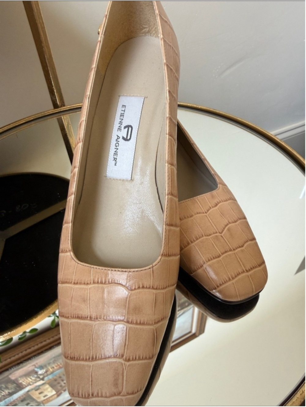 Etienne Aigner Nude Tan Croc-Embossed Leather Square Toe Flats Size 7 Vintage